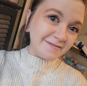 Meet your Posher, Kelcie